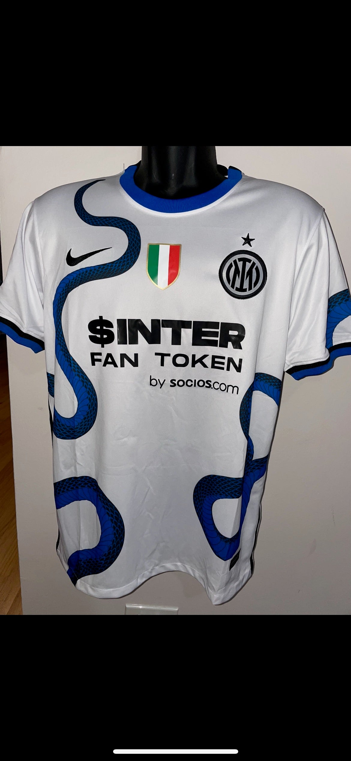 Inter Milan UCL away jersey
